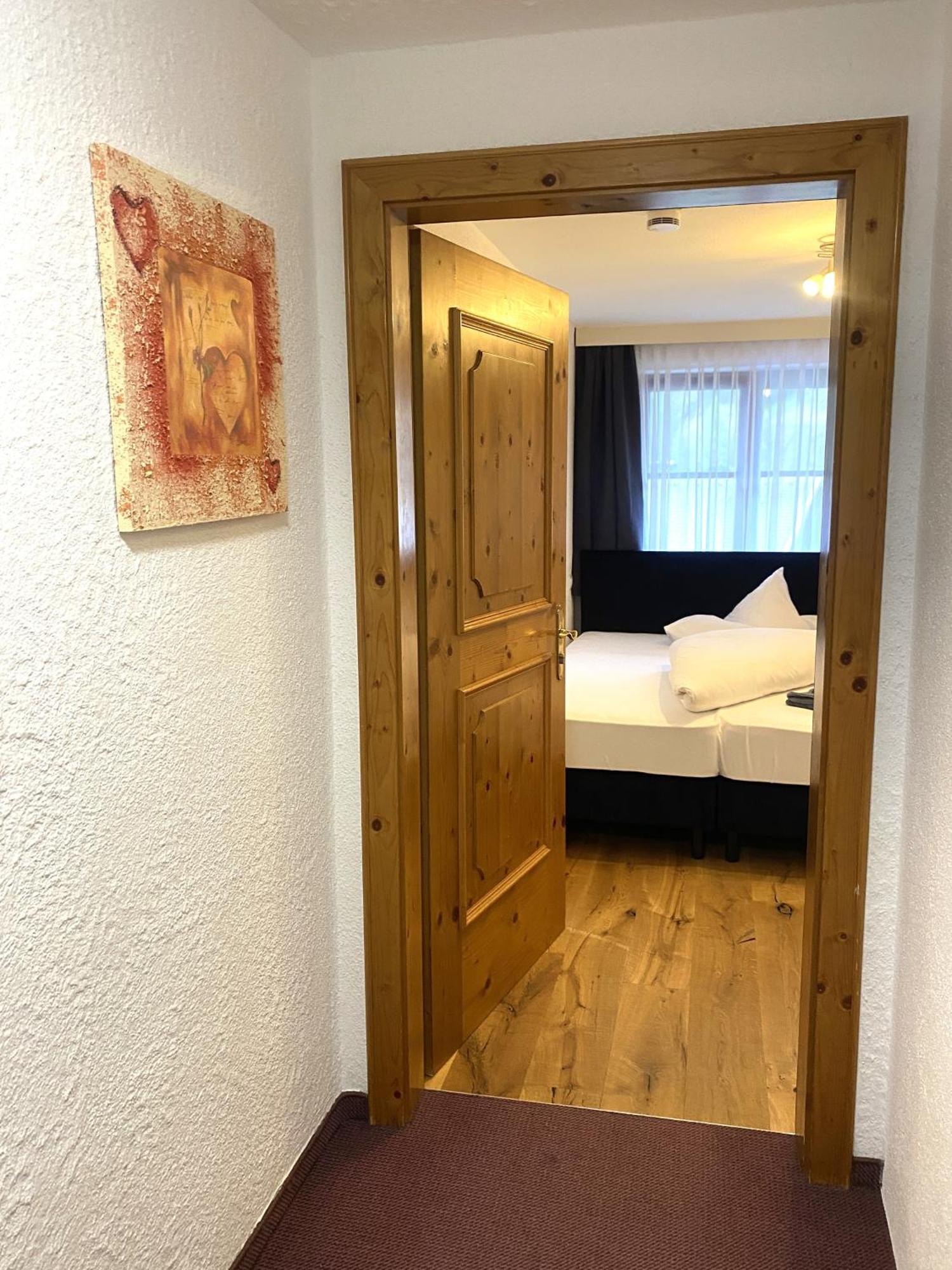 Appartements Sonnenstein Soelden, Close To Lift & Centre Bilik gambar